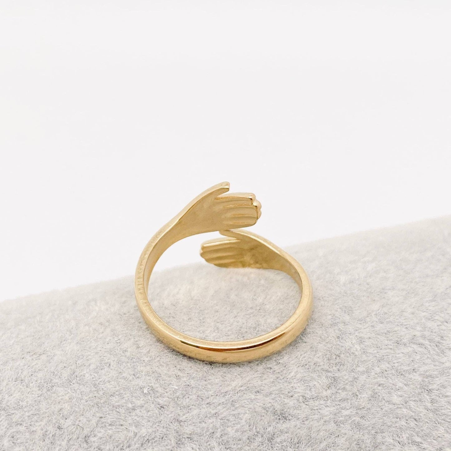 Liaison Ring